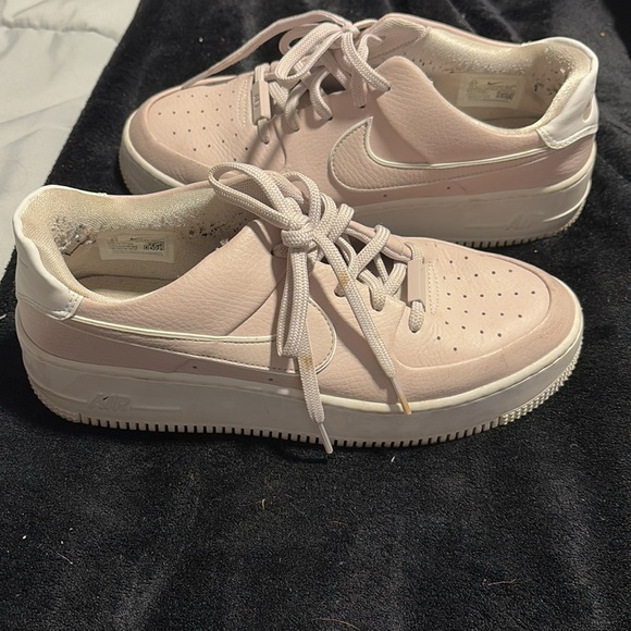 Nike Air Force One, sage, low sneakers - Picture 3 of 6